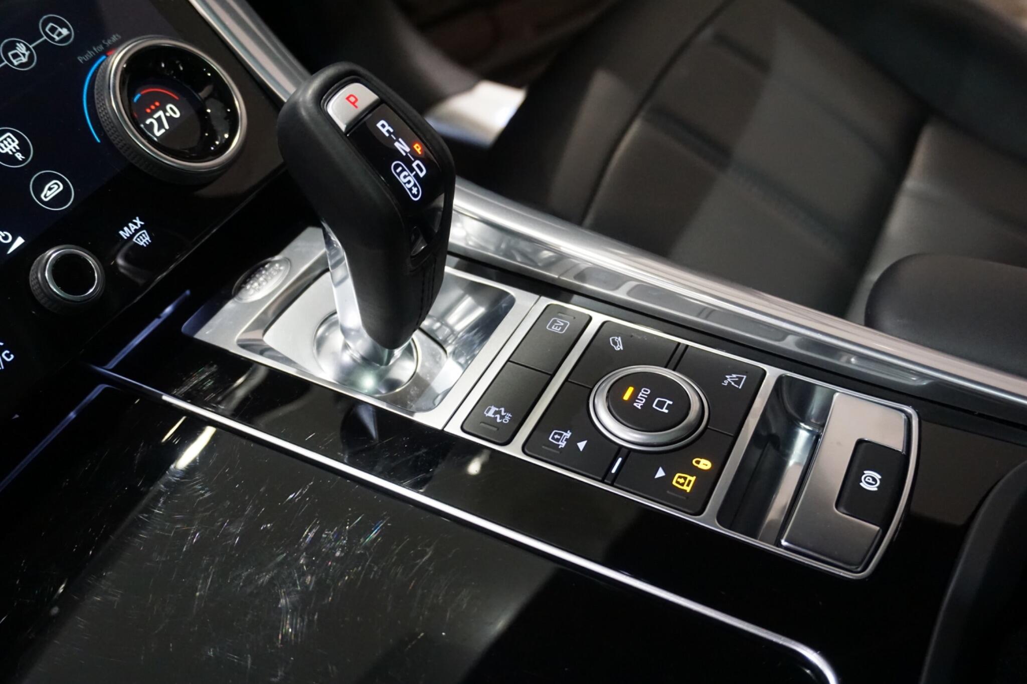 Land Rover Range Rover Sport 2.0 P400e 13.1kWh HSE Dynamic Black SUV 5dr Petrol Plug-in Hybrid Auto 4WD Euro 6 (s/s) (404 ps)